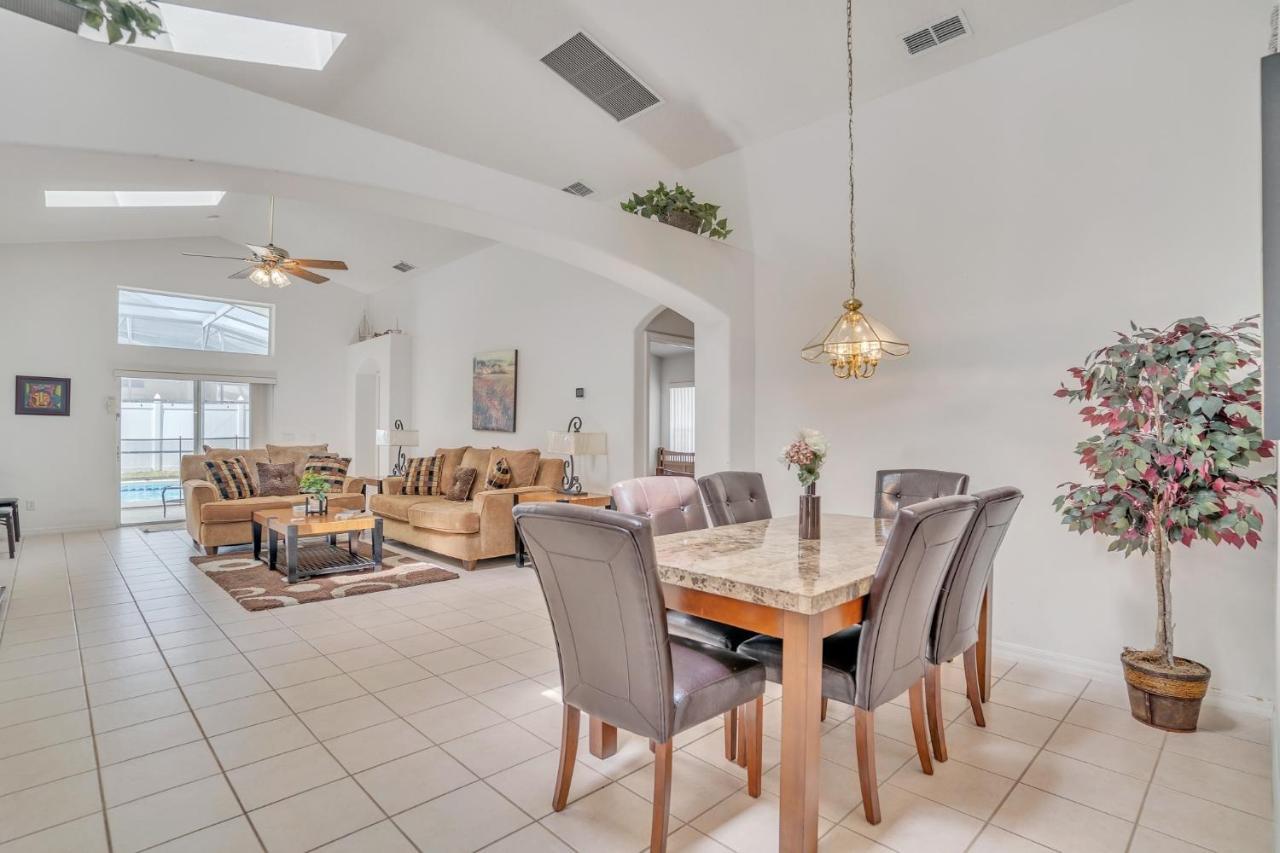 Beautiful Family Vacation Home With Private Pool, Close To Disney! Home Orlando Eksteriør billede